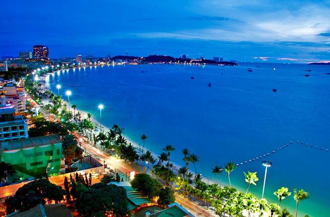 Thành phố không ngủ Pattaya khi đêm về