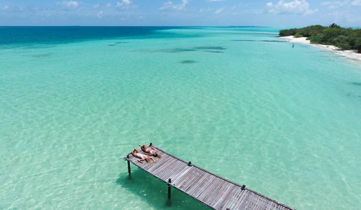Du lịch Maldives: Những khách sạn sang trọng nằm giữa lòng đại dương