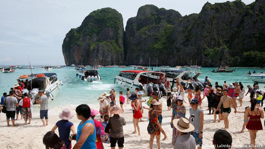 Du lịch Phuket - Khám phá bãi biển, hoạt động, Phật giáo, lễ hội, ẩm thực và mua sắm tại đảo thiên đường Thái Lan